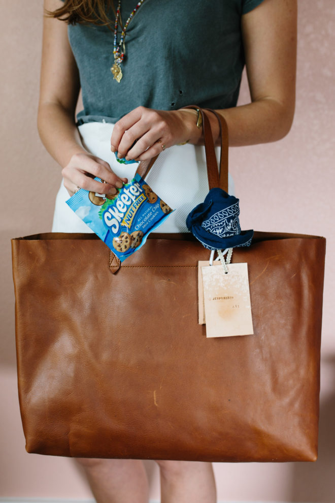 DIY || Leather Luggage Tag - The Effortless Chic