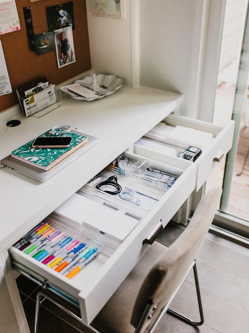 Margaret's Small-But-Mighty Home Office Nook - The Effortless Chic