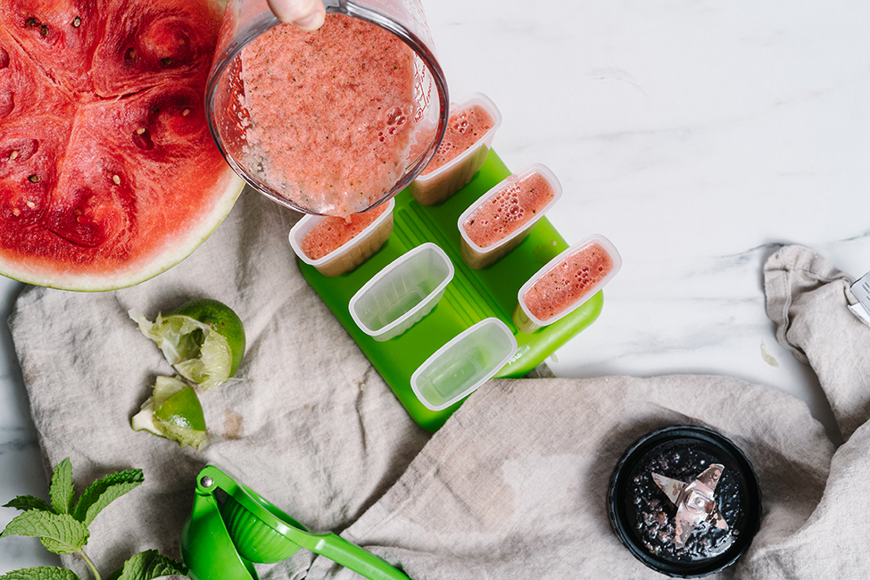 https://theeffortlesschic.com/wp-content/uploads/2018/08/Boozy_Watermelon_Pops_6.jpg