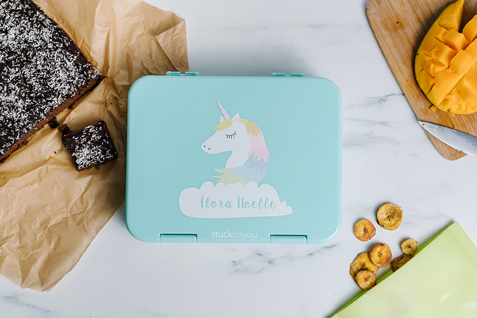 Packing a Unicorn Themed School Lunch Box 