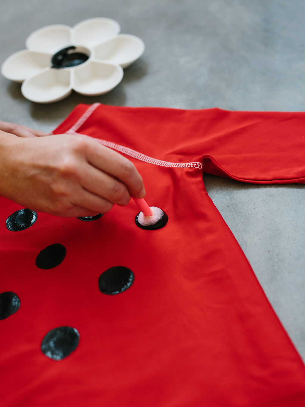 Kids Ladybug Costume DIY > The Effortless Chic