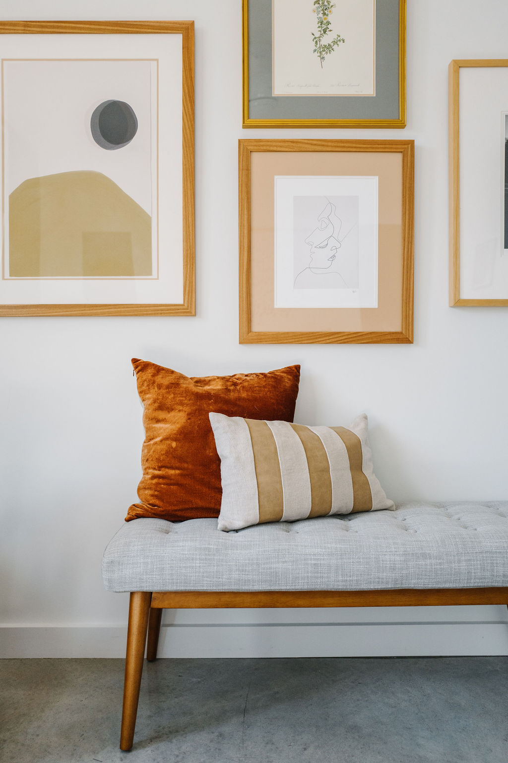 Master Bedroom Update: A Meaningful Gallery Wall — The Effortless Chic