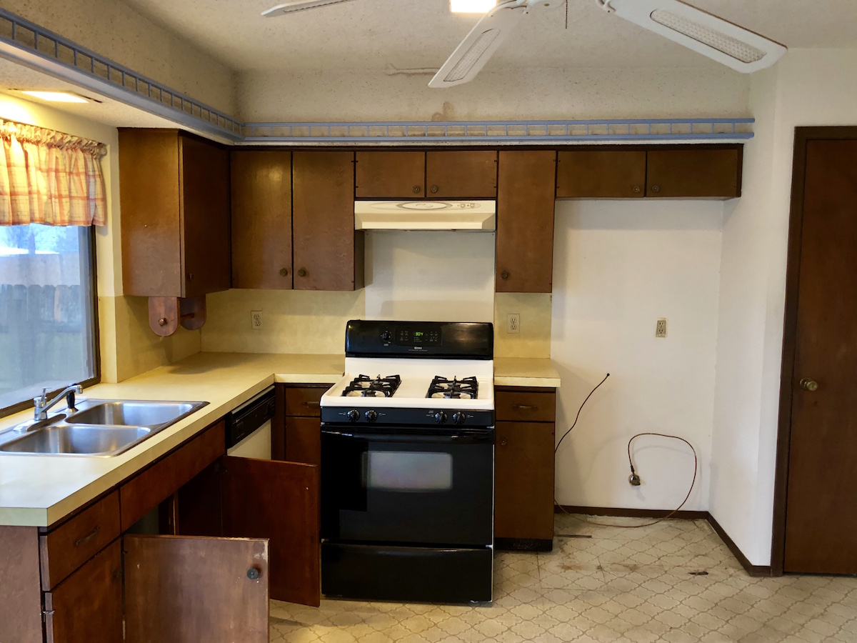 1970s Kitchen Remodel Before And Afters The Effortless Chic