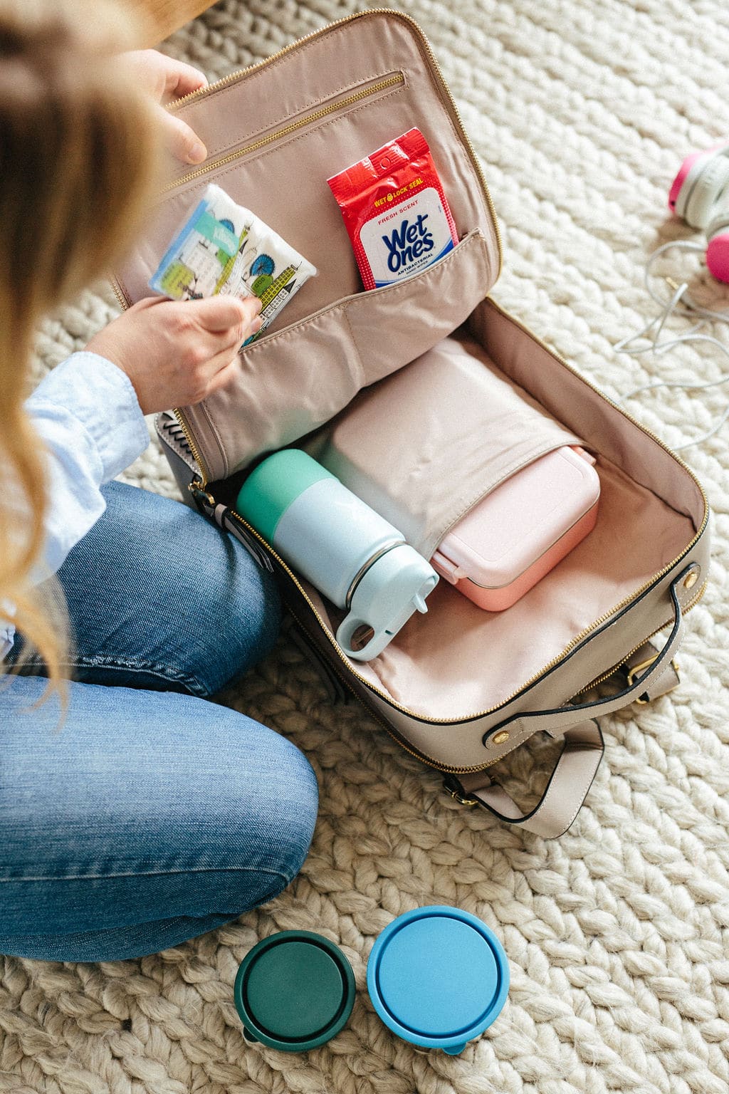 Long Flight Essentials for Kids - What to Pack 