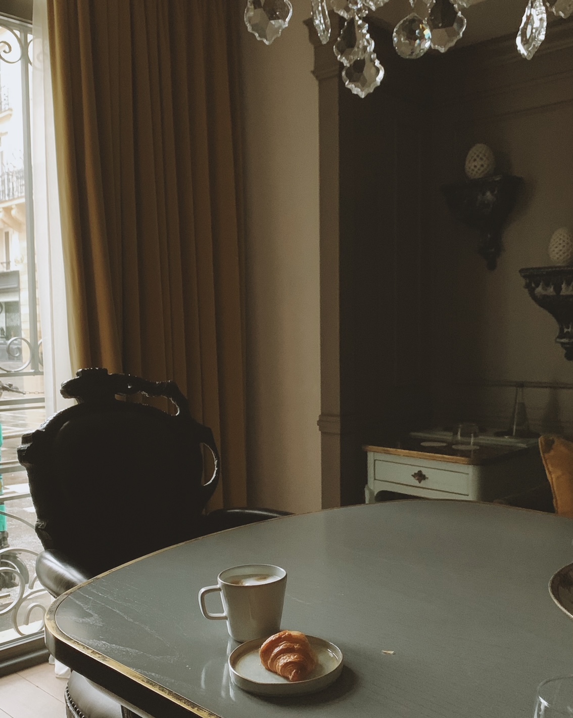 Dining Room of the Petite Maison room at Maison Favart in the 2nd arrondissement in Paris, France. A great hotel room for families.