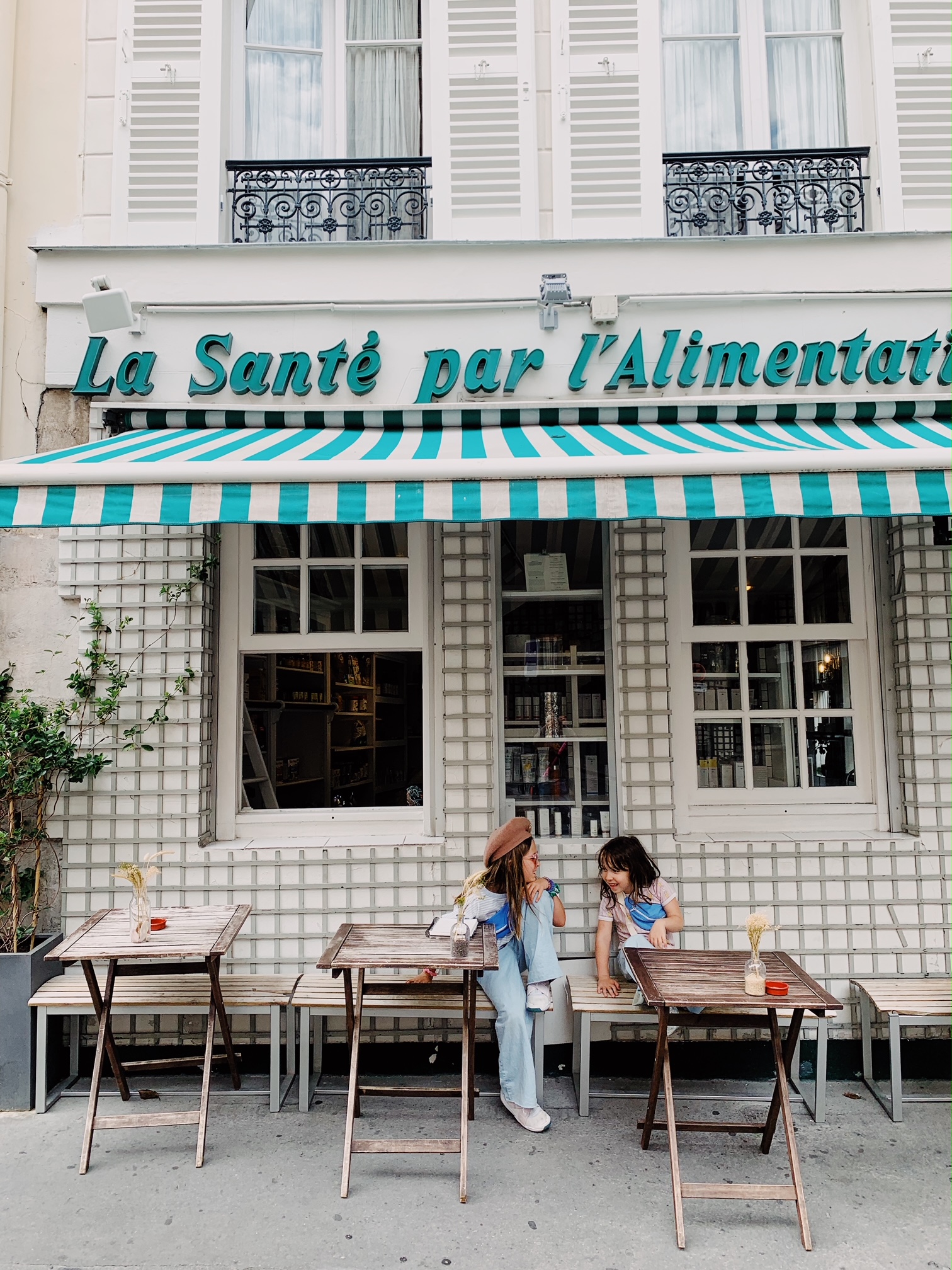 Cafe in Paris for Families